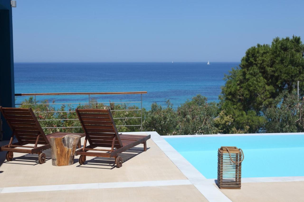 Capro - Milos Bay Villas Agios Nikitas Exterior photo